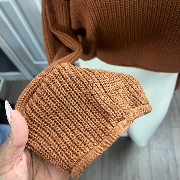 Crew Neck Sweater - Picture 5 of 5